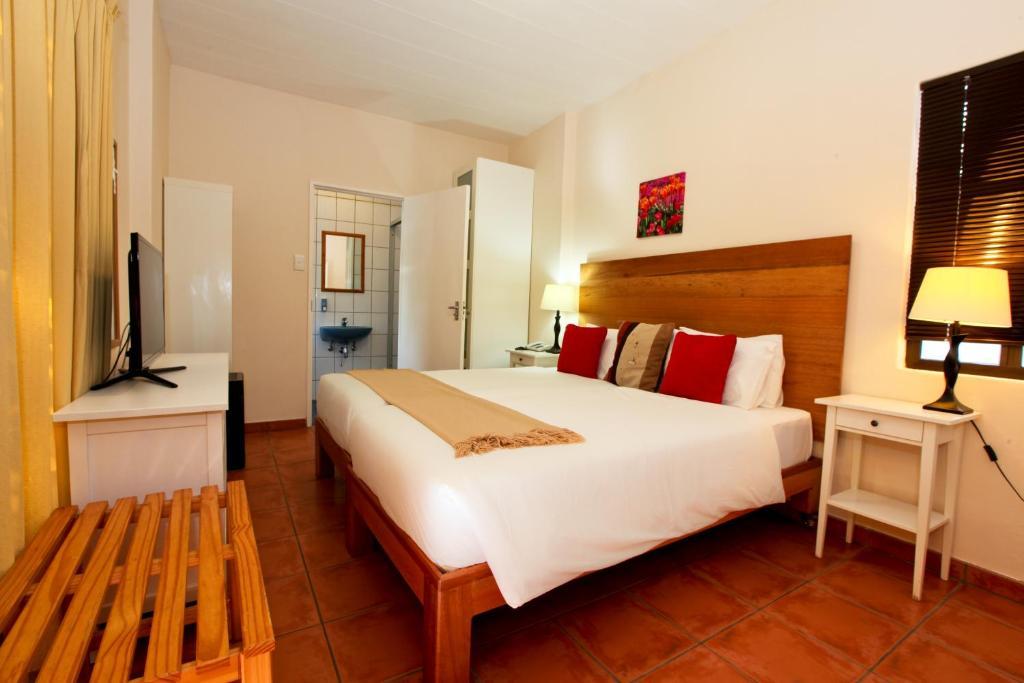 Roof Of Africa Hotel Windhoek Chambre photo