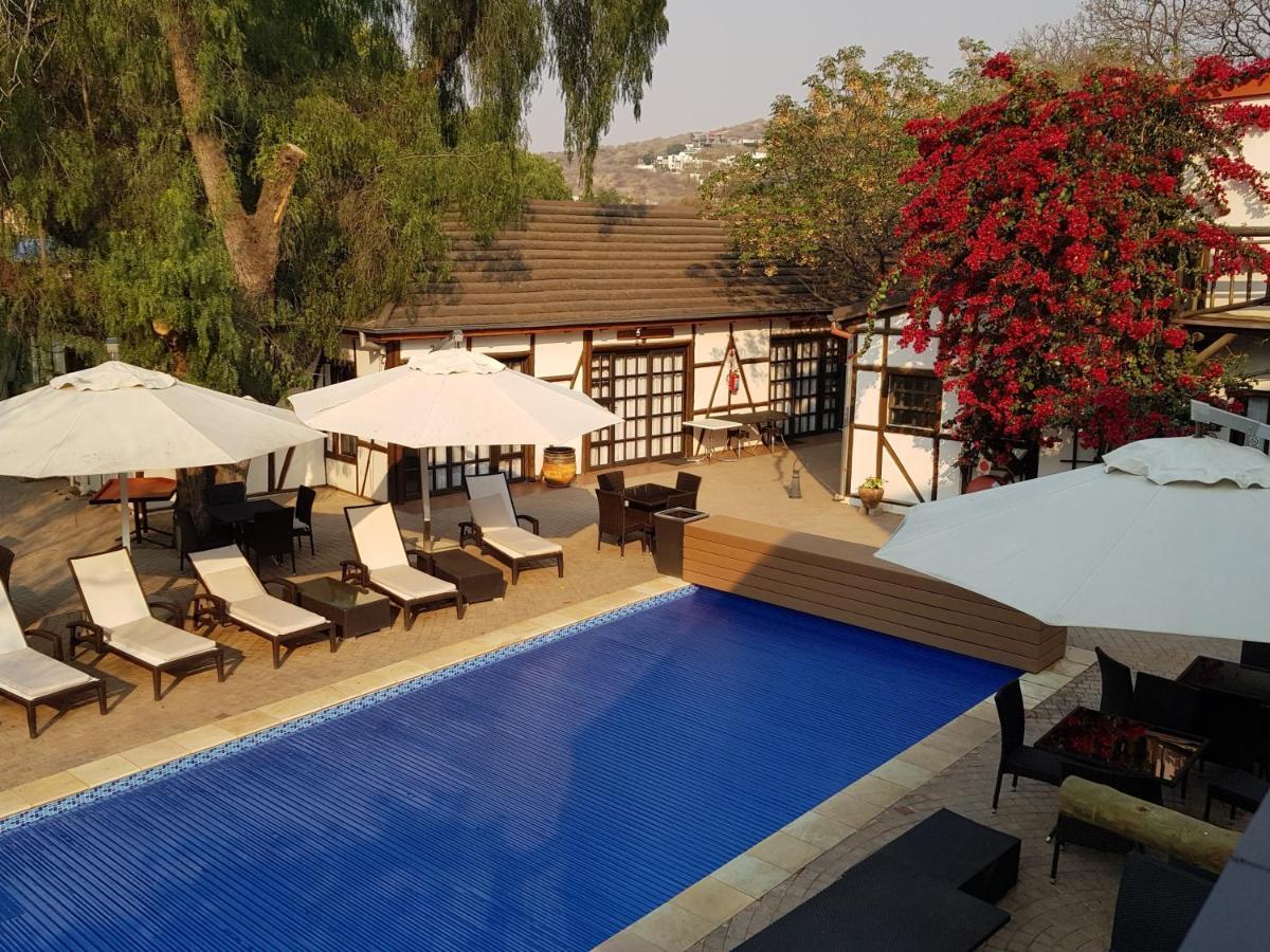 Roof Of Africa Hotel Windhoek Extérieur photo